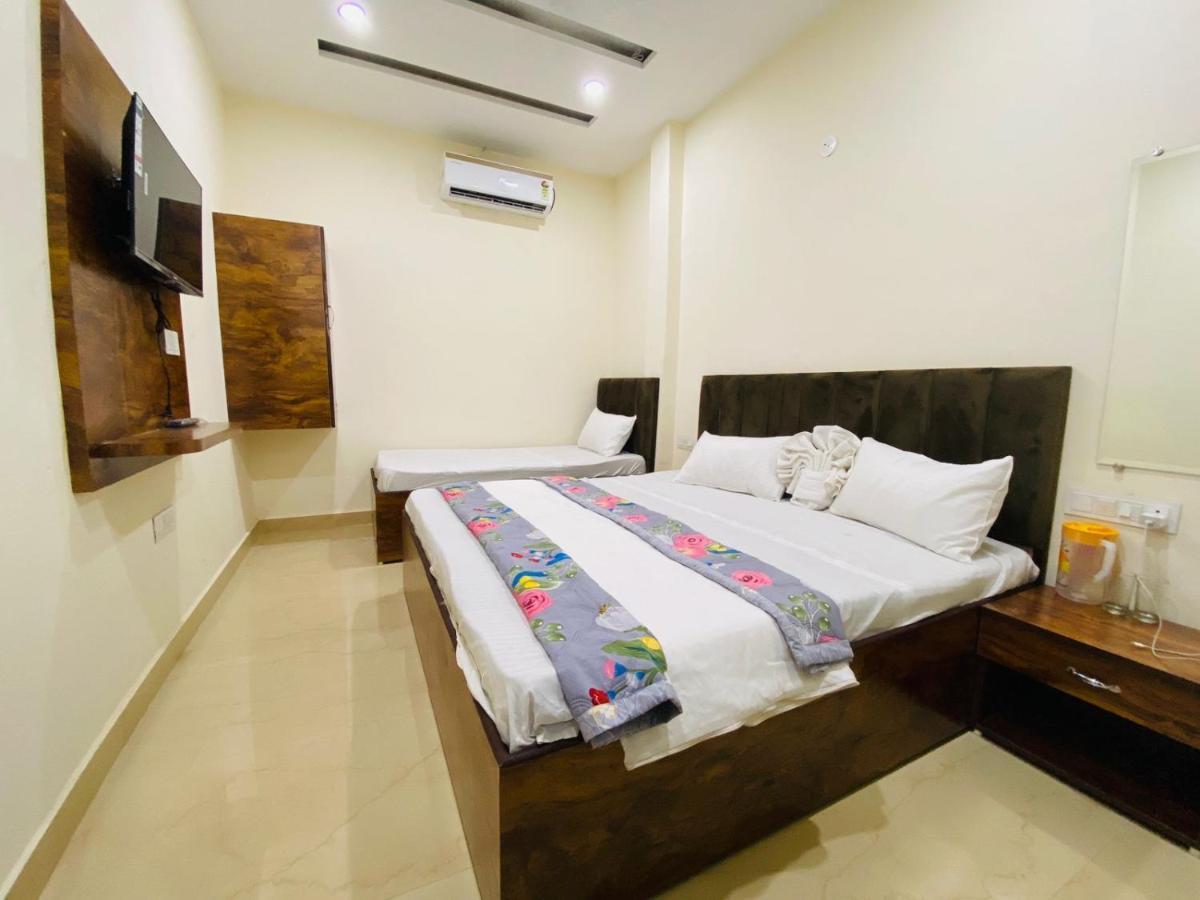 Naman Homestay Amritsar Eksteriør billede