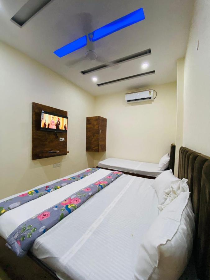 Naman Homestay Amritsar Eksteriør billede