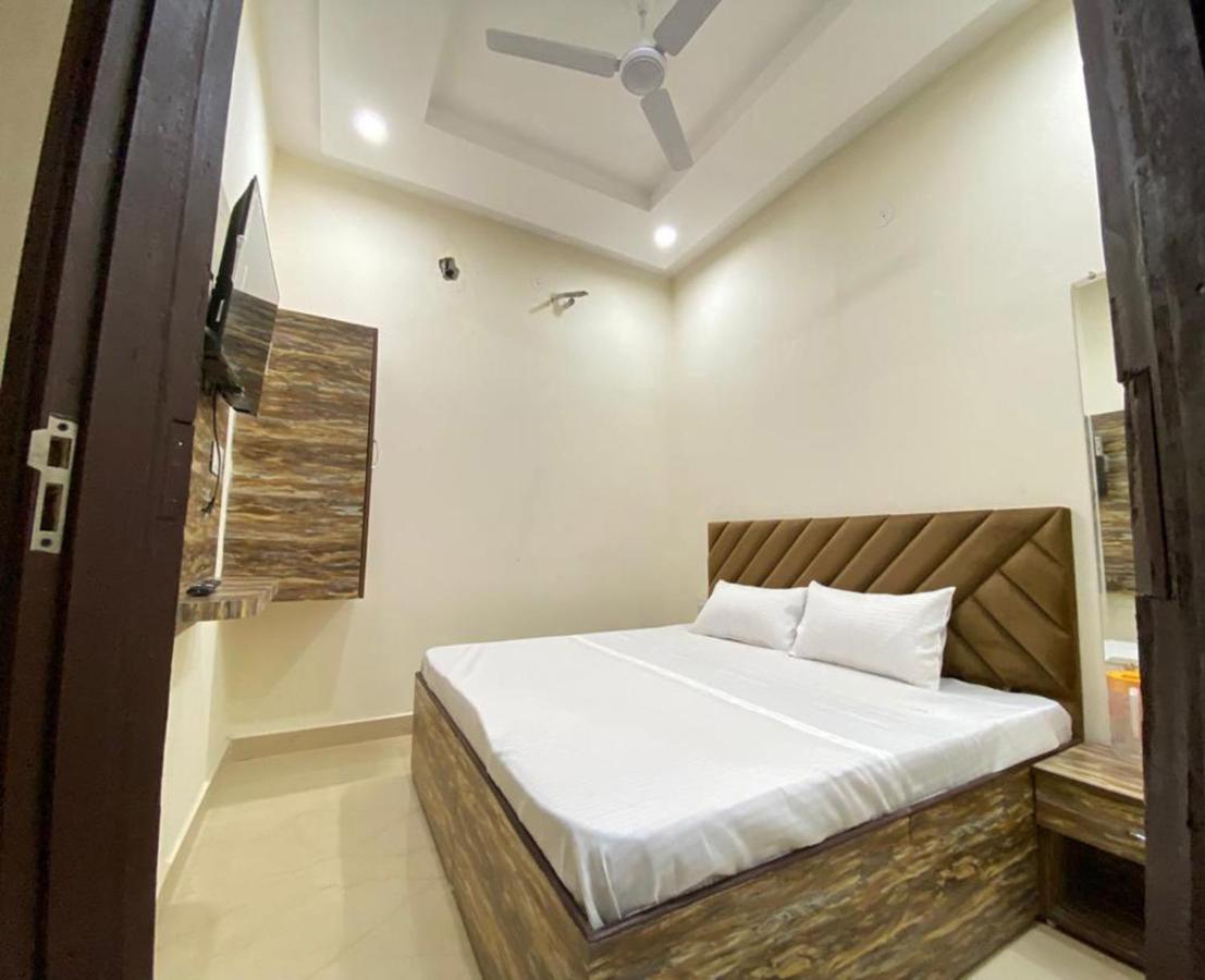Naman Homestay Amritsar Eksteriør billede
